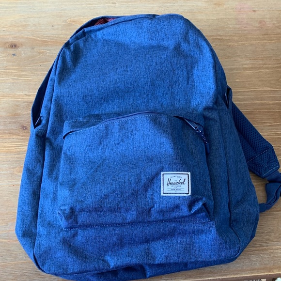 Like new with tag large Herschel backpack. - Picture 1 of 6